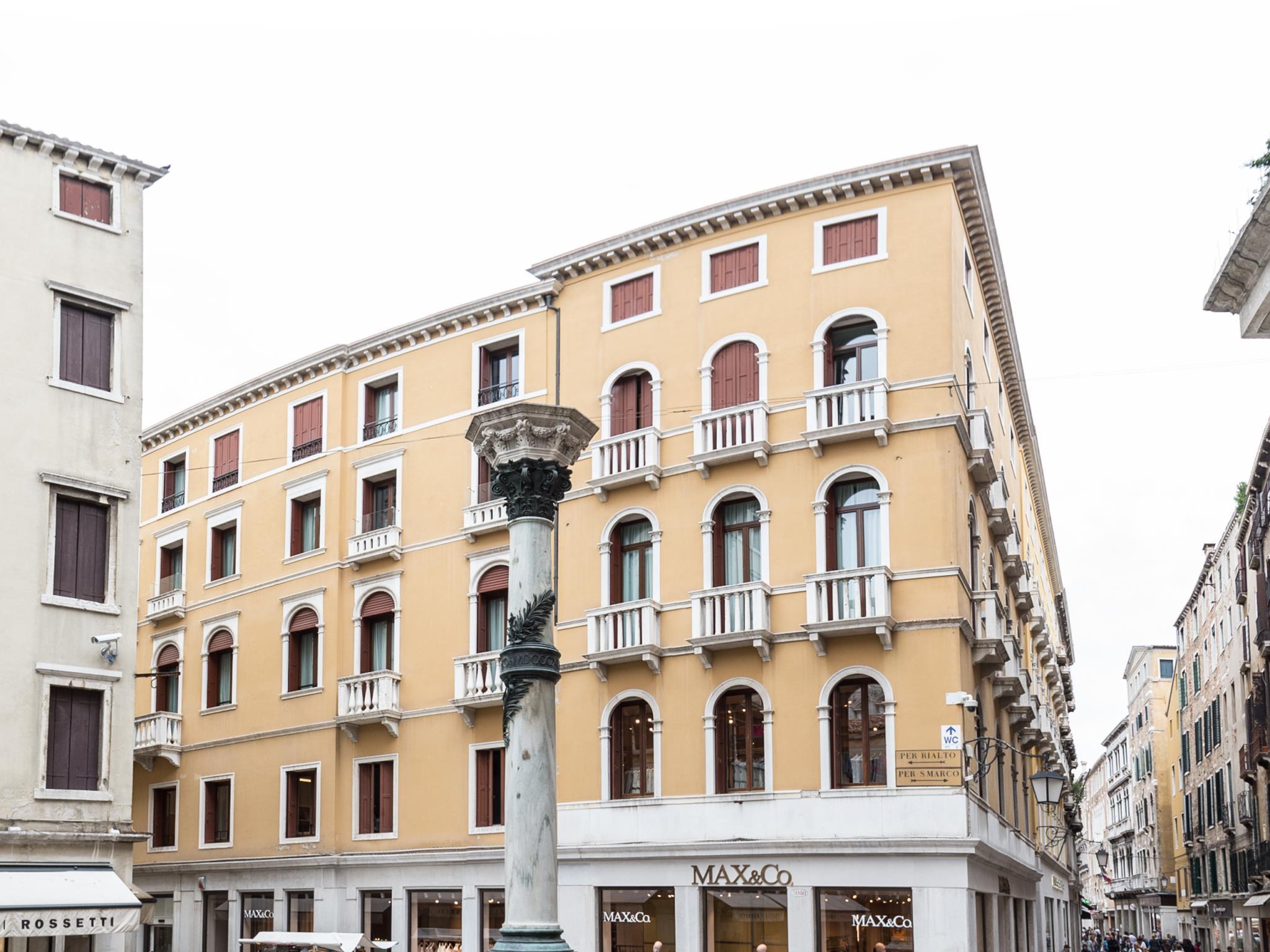 San Teodoro Palace - Luxury Apartments Βενετία Εξωτερικό φωτογραφία
