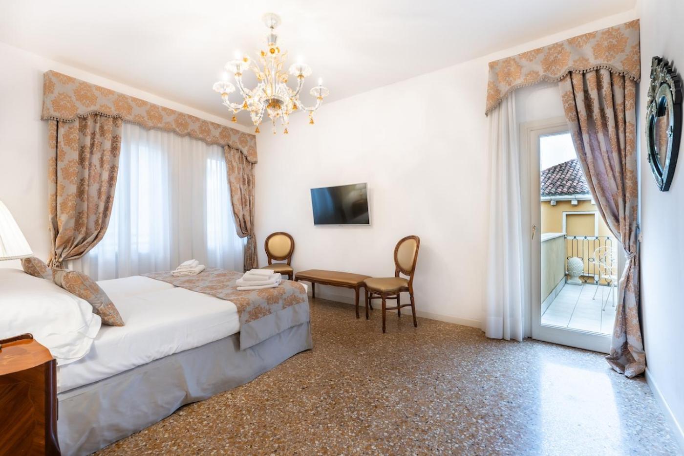 San Teodoro Palace - Luxury Apartments Βενετία Εξωτερικό φωτογραφία