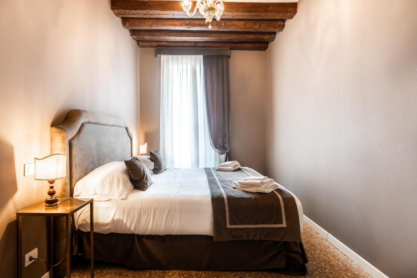 San Teodoro Palace - Luxury Apartments Βενετία Εξωτερικό φωτογραφία