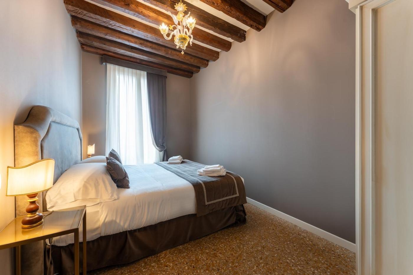 San Teodoro Palace - Luxury Apartments Βενετία Εξωτερικό φωτογραφία