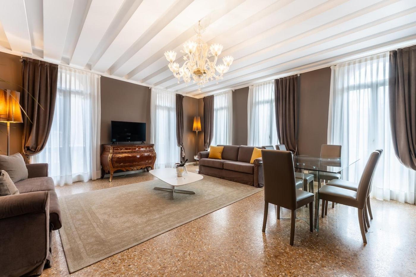 San Teodoro Palace - Luxury Apartments Βενετία Εξωτερικό φωτογραφία
