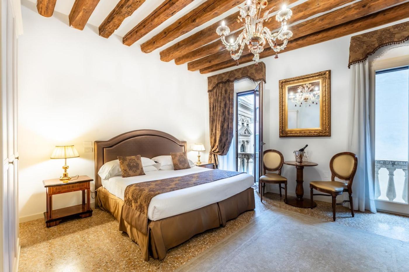 San Teodoro Palace - Luxury Apartments Βενετία Εξωτερικό φωτογραφία