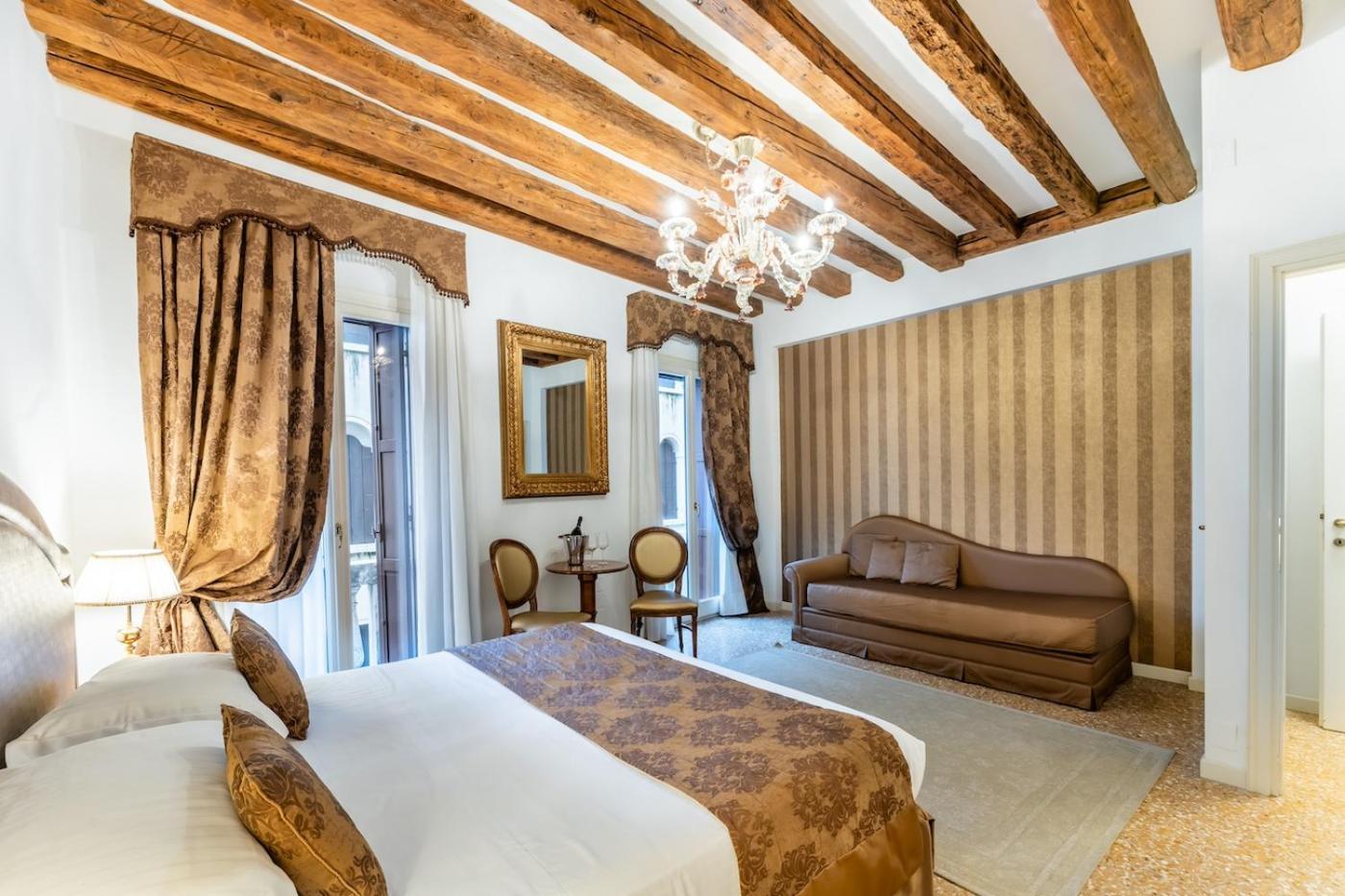 San Teodoro Palace - Luxury Apartments Βενετία Εξωτερικό φωτογραφία